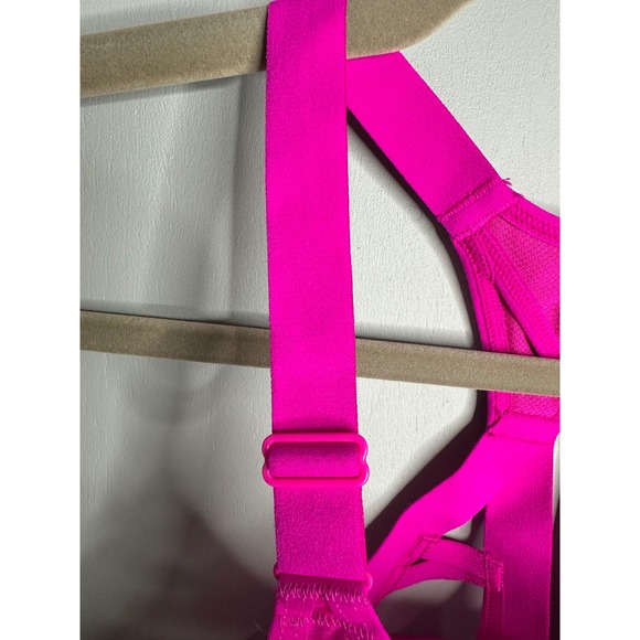 Victoria Secret Sport Hot Pink Front Zip Strappy Sports Bra Size 32C - Picture 4 of 10